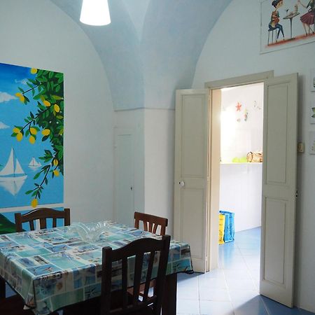 Casa Vacanze Ale&Va Алецио Экстерьер фото