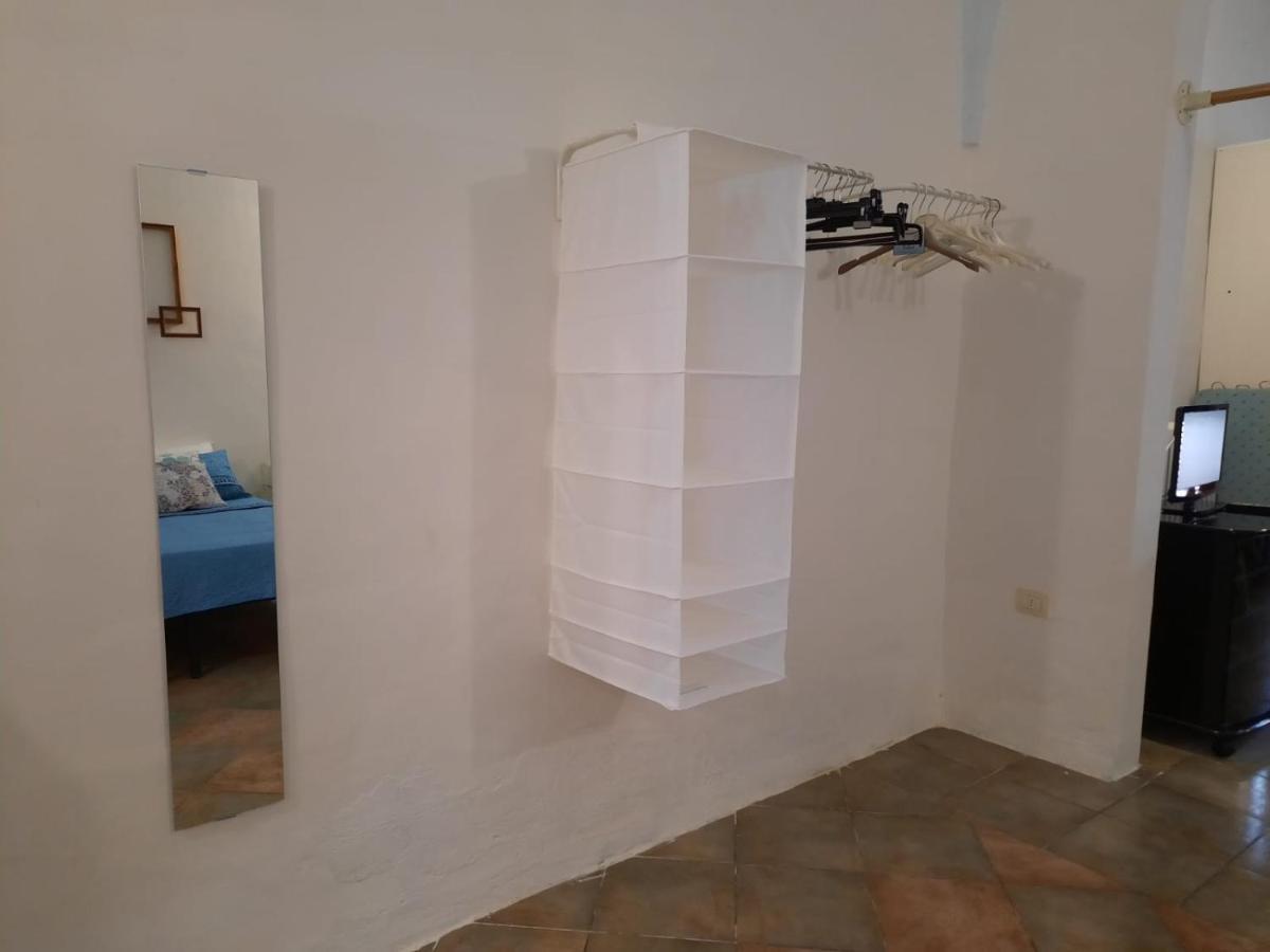 Casa Vacanze Ale&Va Алецио Экстерьер фото