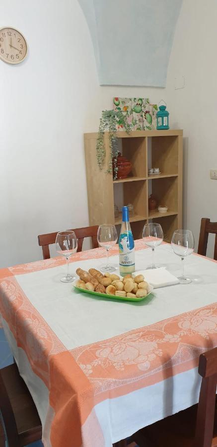 Casa Vacanze Ale&Va Алецио Экстерьер фото