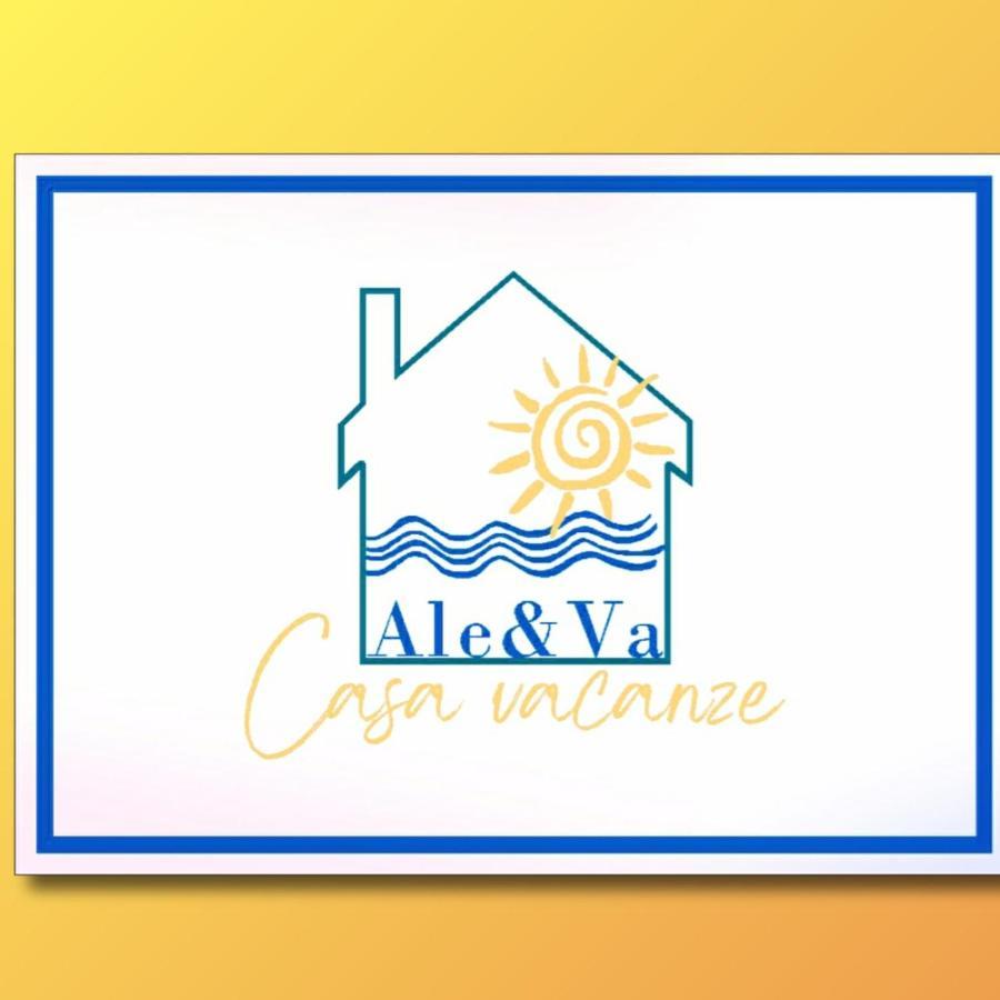 Casa Vacanze Ale&Va Алецио Экстерьер фото
