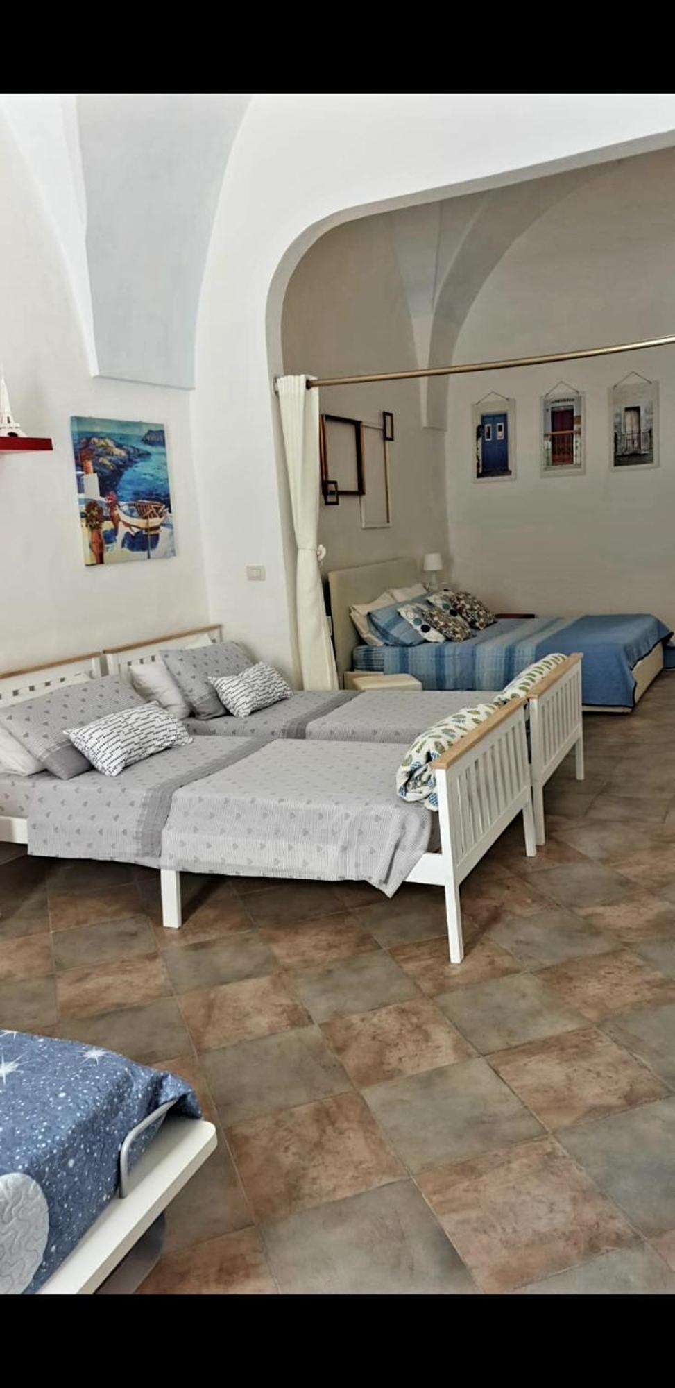 Casa Vacanze Ale&Va Алецио Экстерьер фото